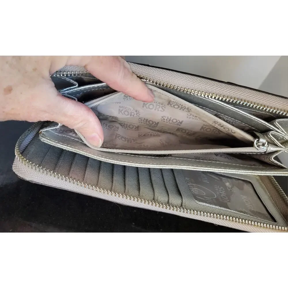 Michael Kors Jet Set Continental Gray & Silver Clutch - Wallet, Large 9 X 4